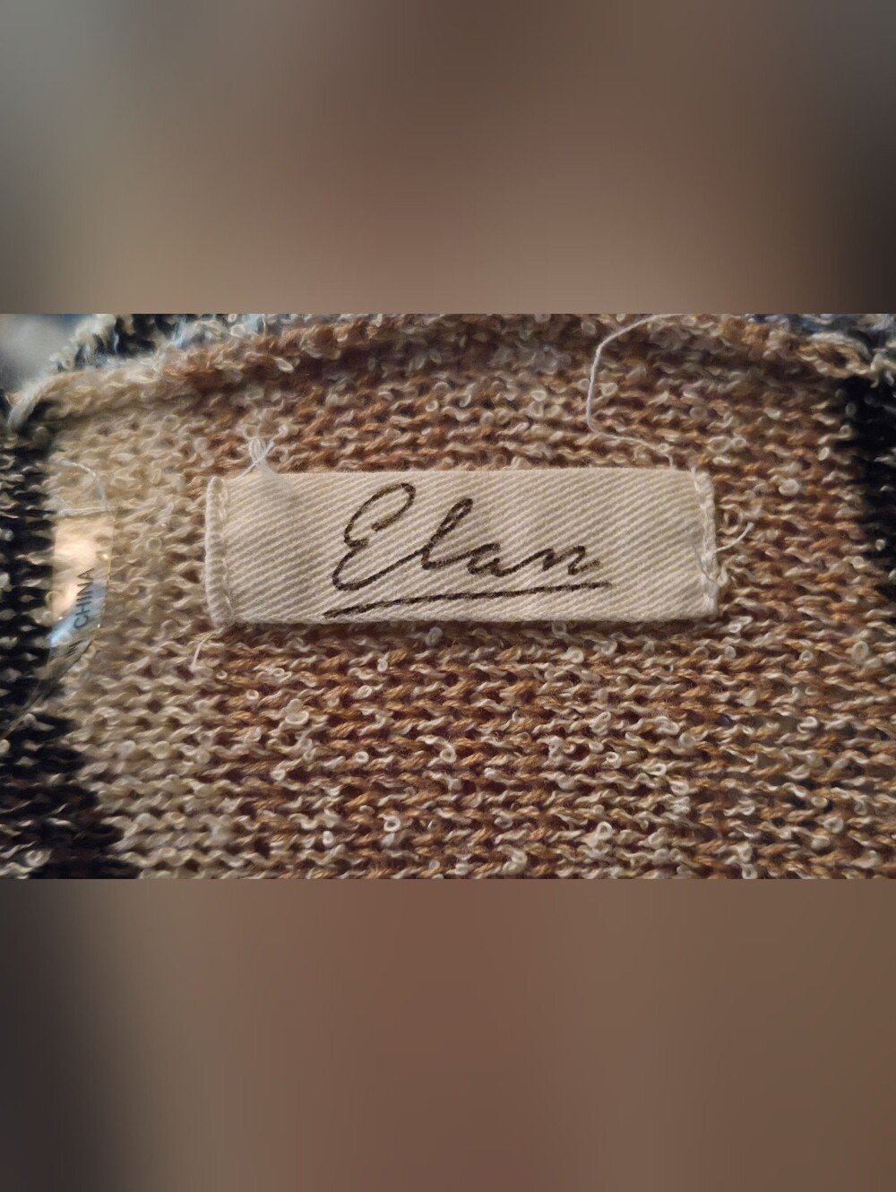 Elan  Light Soft Hoodie